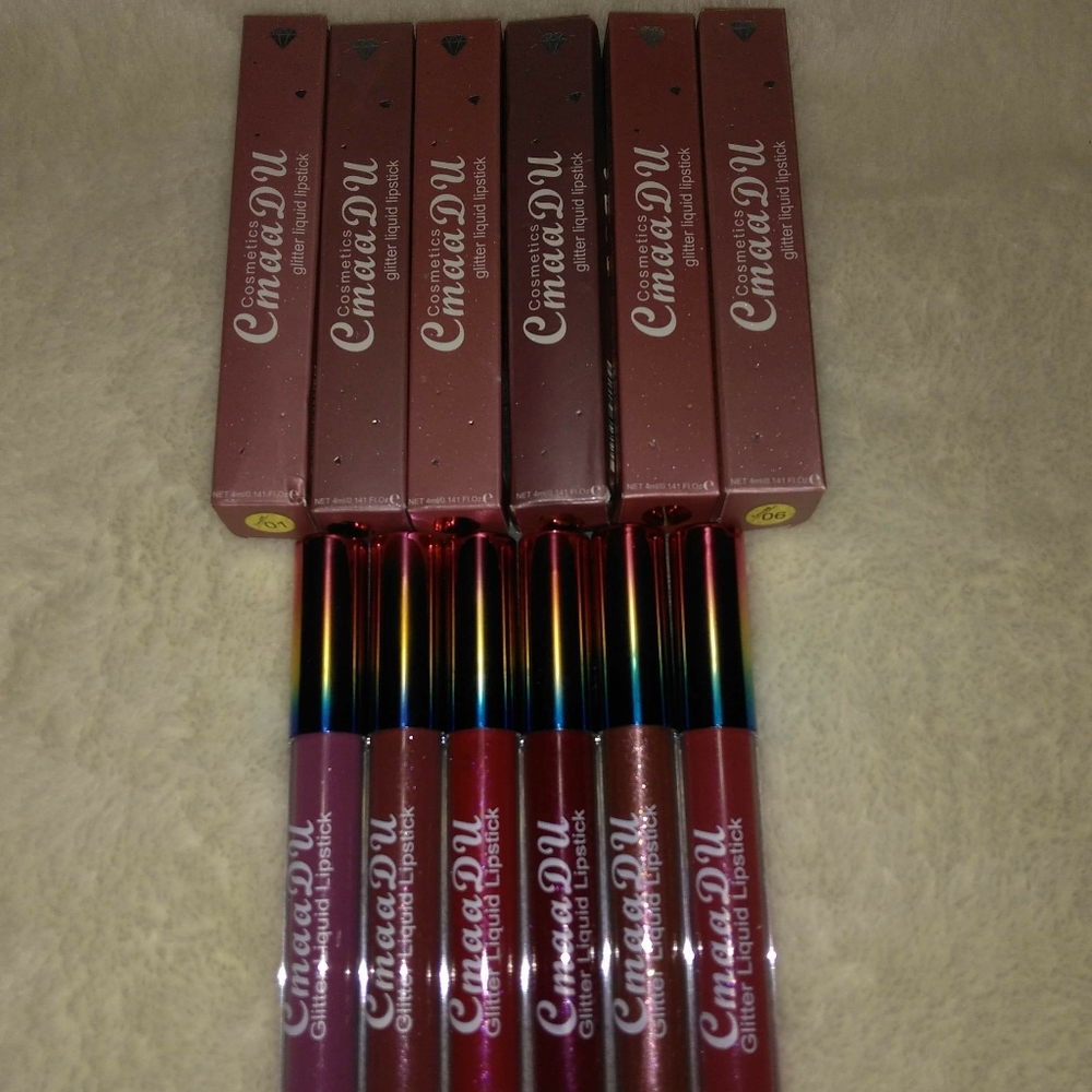 Lipstick - Picture 7 of 8